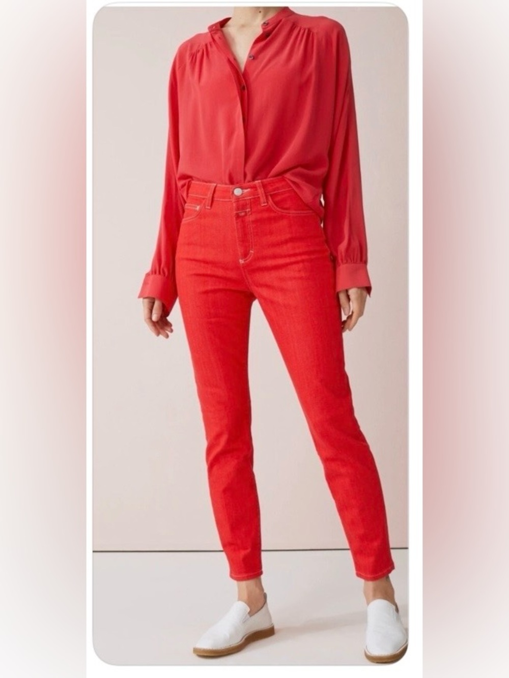 Closed Straight Leg Jeans in Red